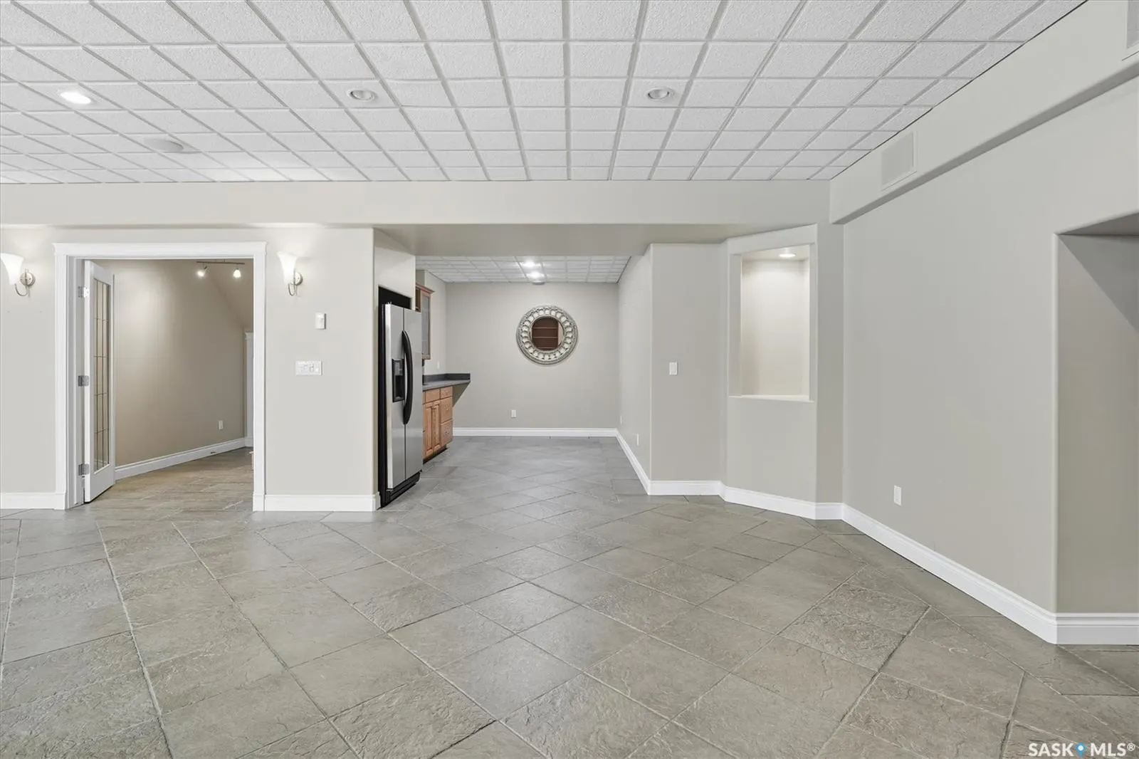 307 Beechmont LANE