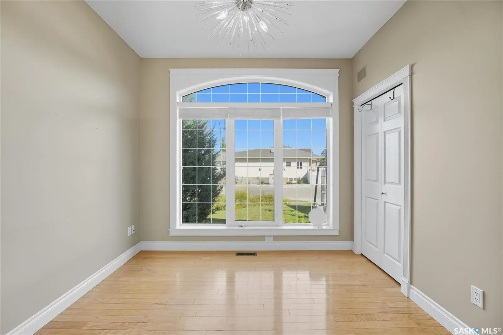 307 Beechmont LANE