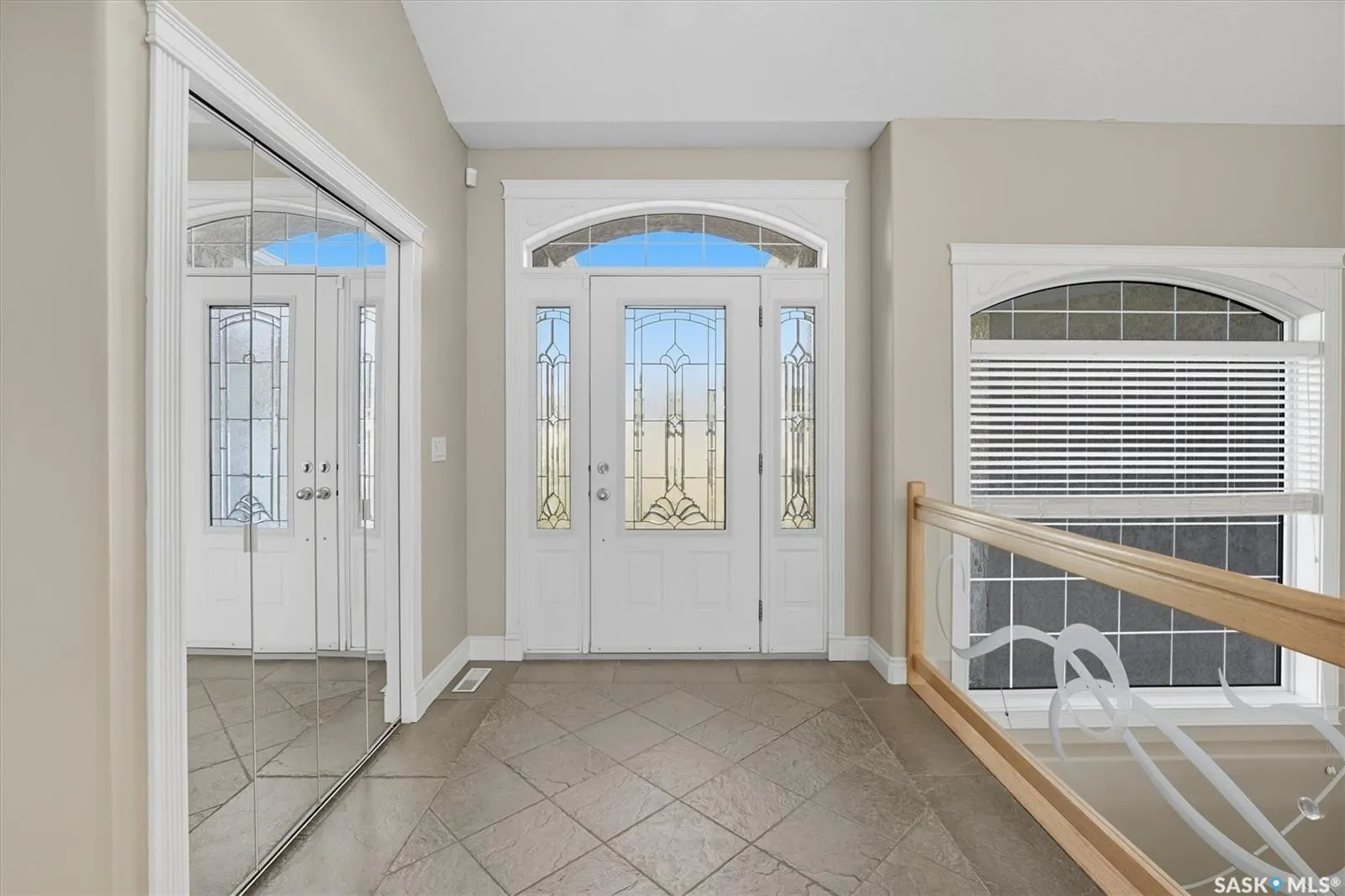 307 Beechmont LANE