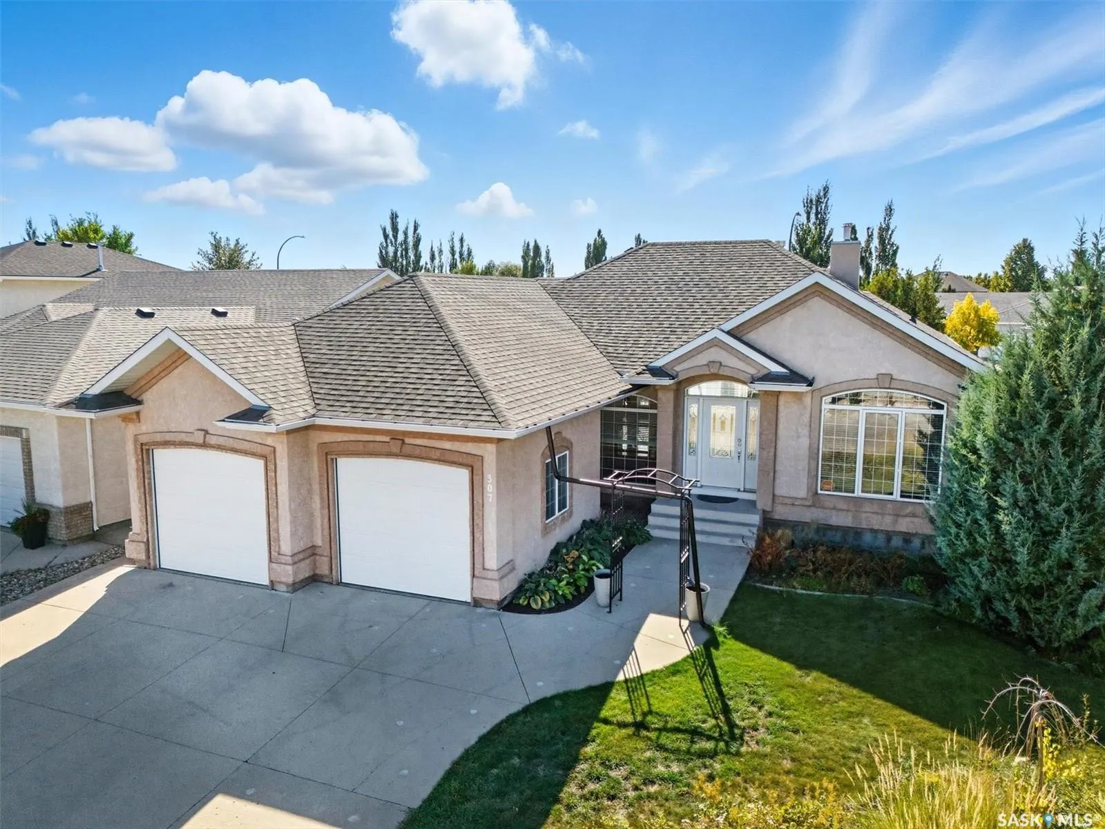 307 Beechmont LANE