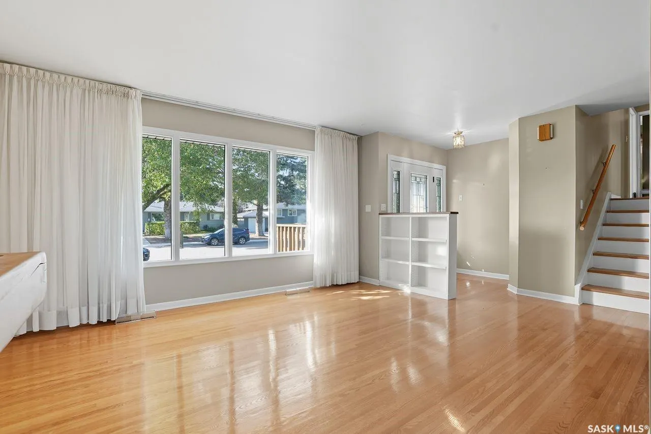 515 GARRISON CRESCENT
