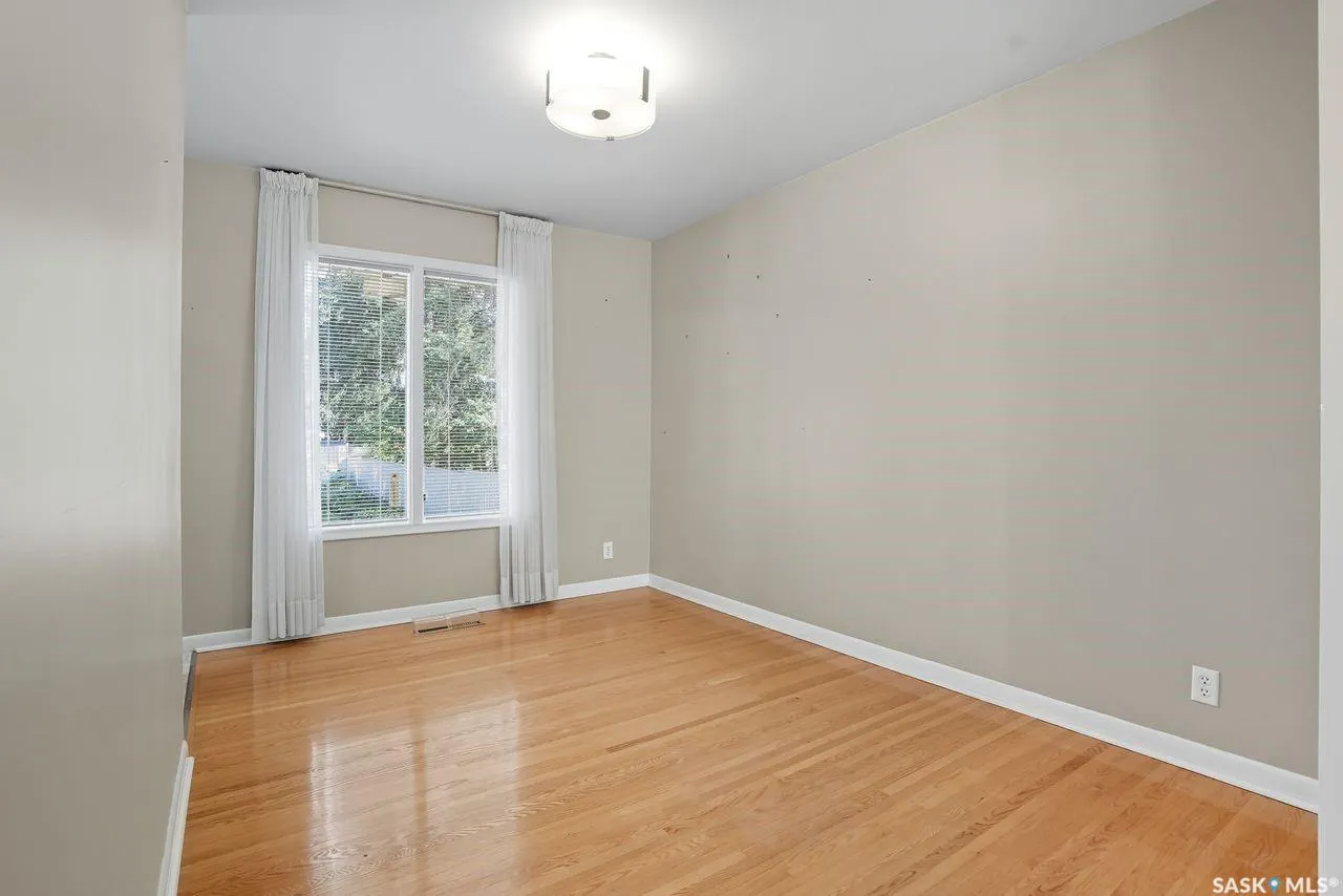 515 GARRISON CRESCENT