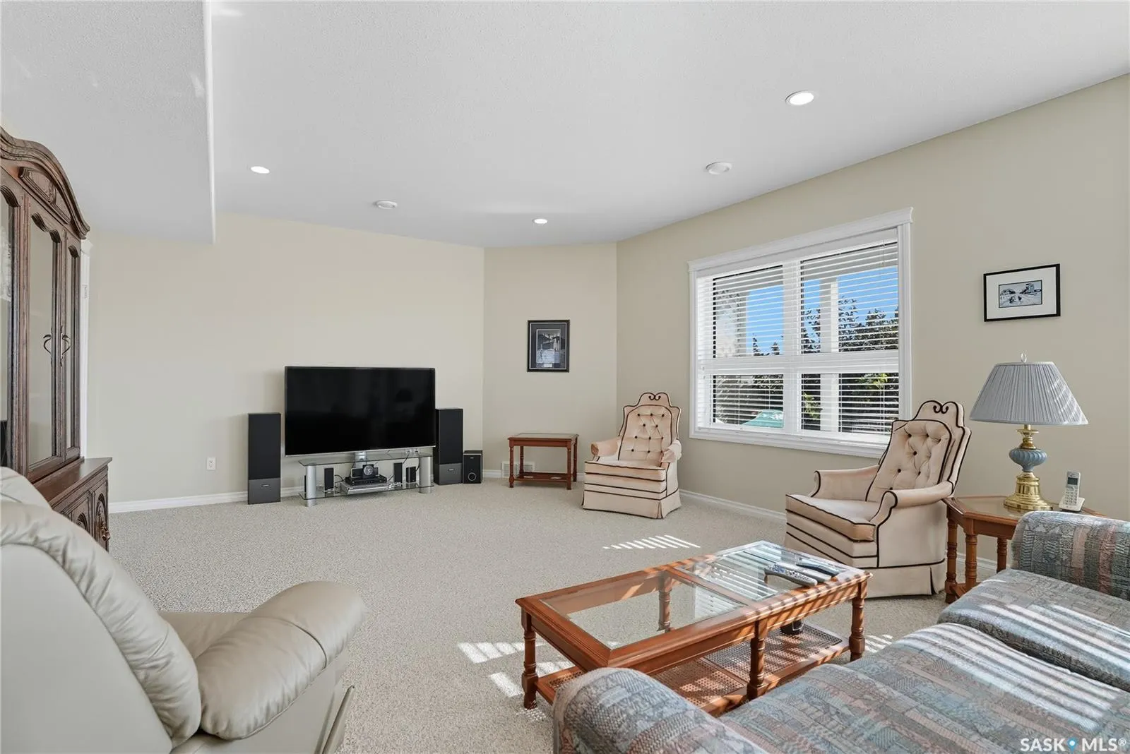 119 Aspen CRESCENT