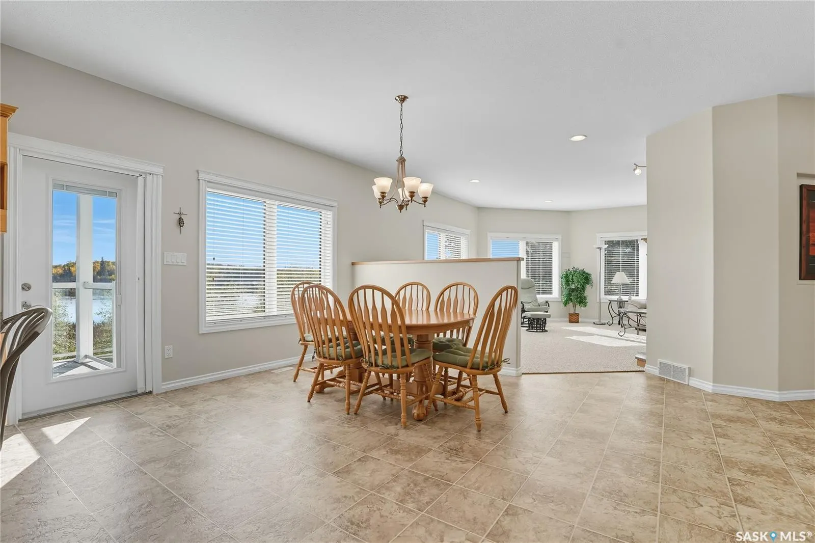 119 Aspen CRESCENT