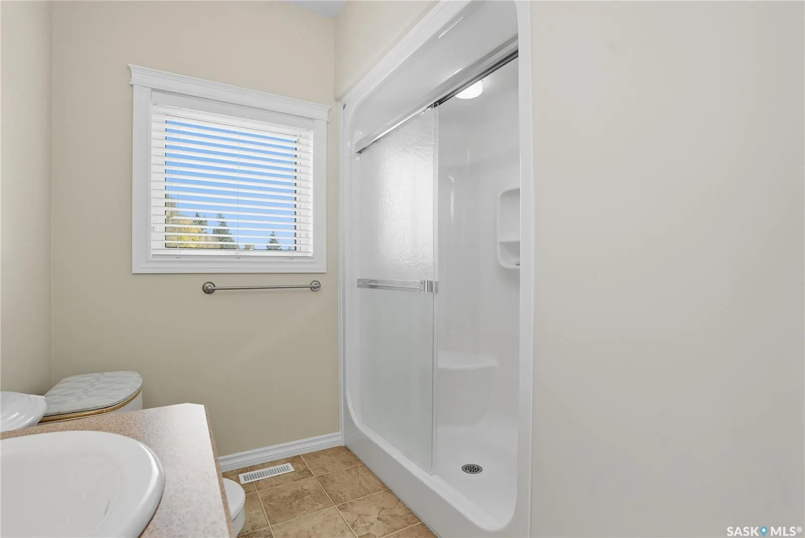 119 Aspen CRESCENT