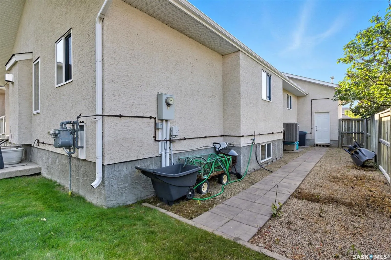 443 Blackburn TERRACE