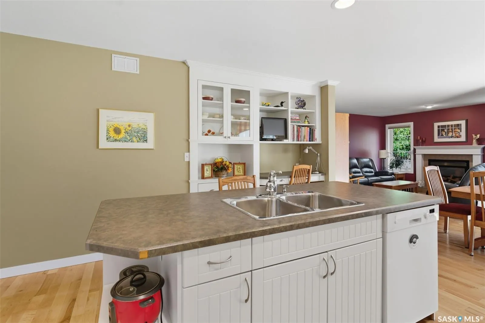 443 Blackburn TERRACE