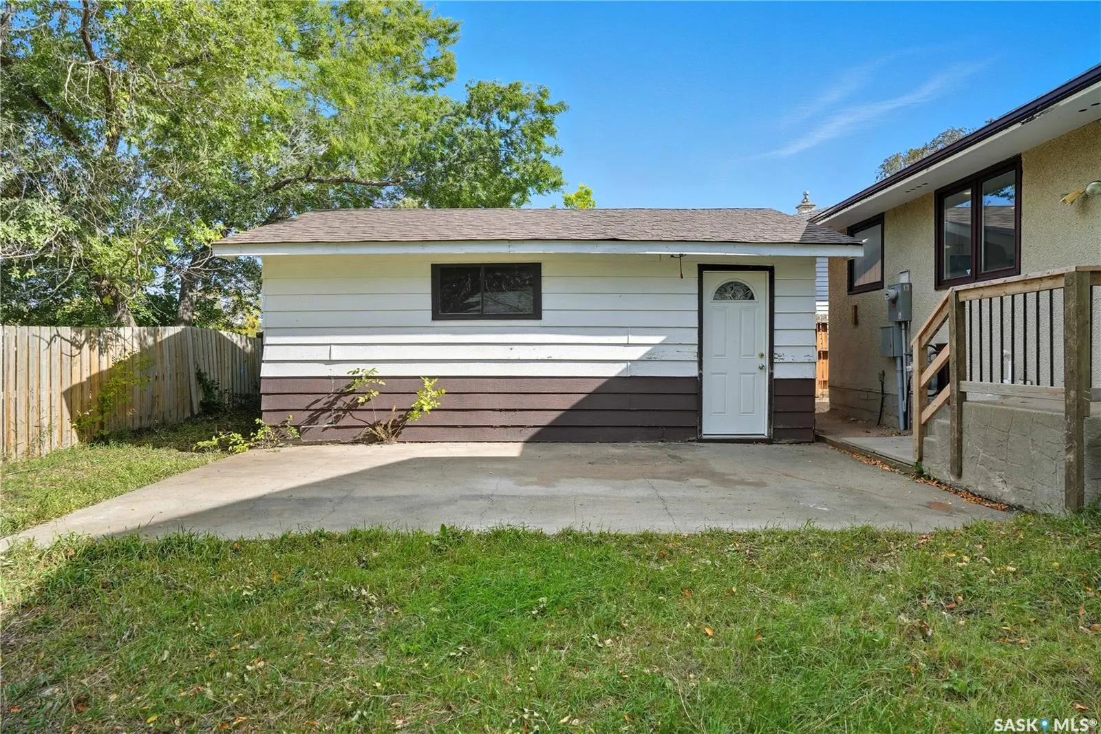 42 Aitken CRESCENT