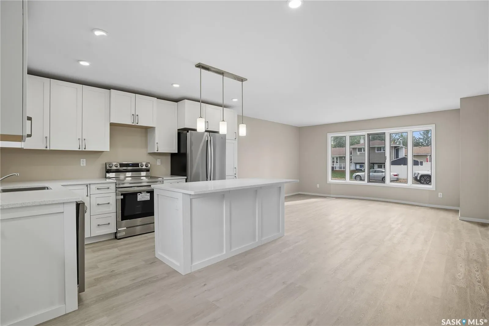 42 Aitken CRESCENT