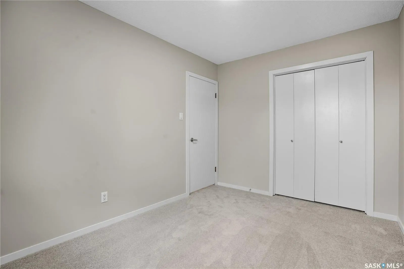 42 Aitken CRESCENT