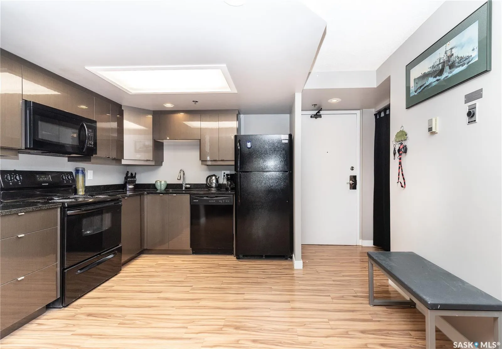 311 6th AVENUE N, #801