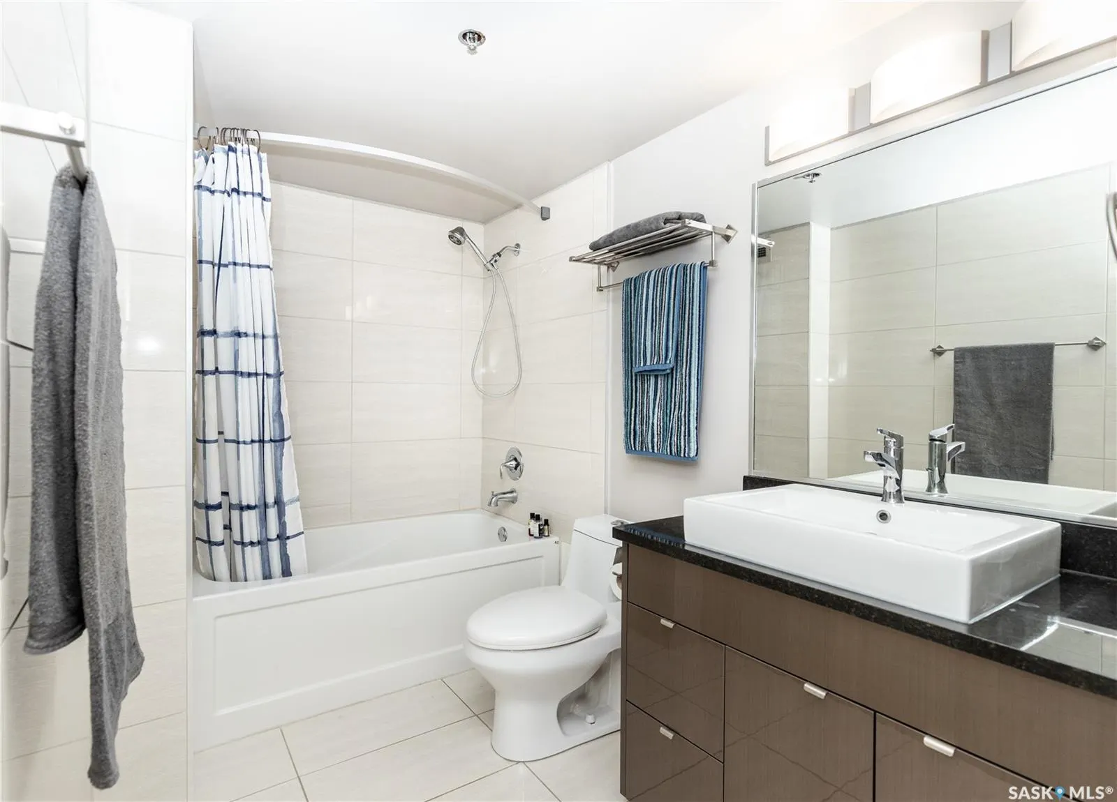 311 6th AVENUE N, #801