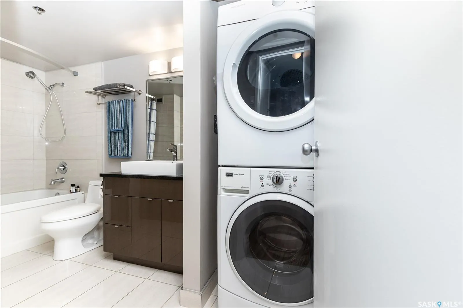 311 6th AVENUE N, #801