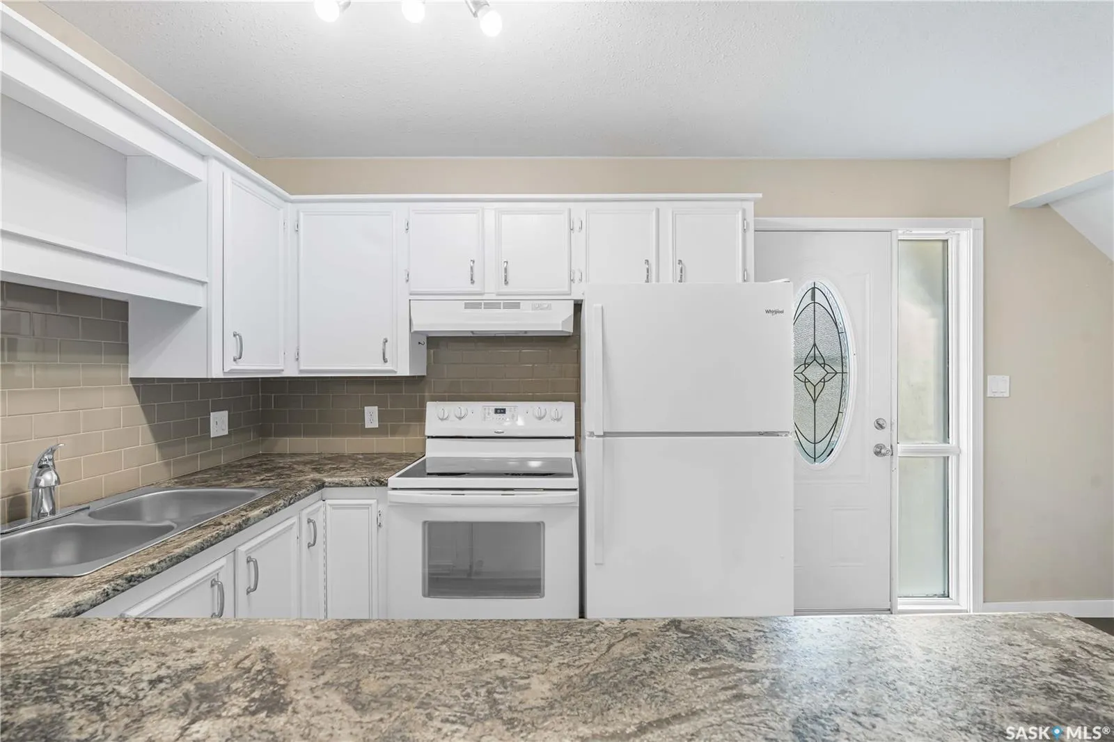 213 Main STREET, #102d