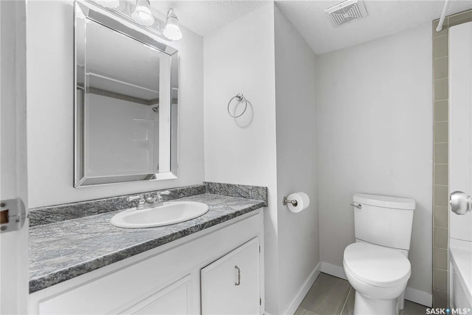 213 Main STREET, #102d