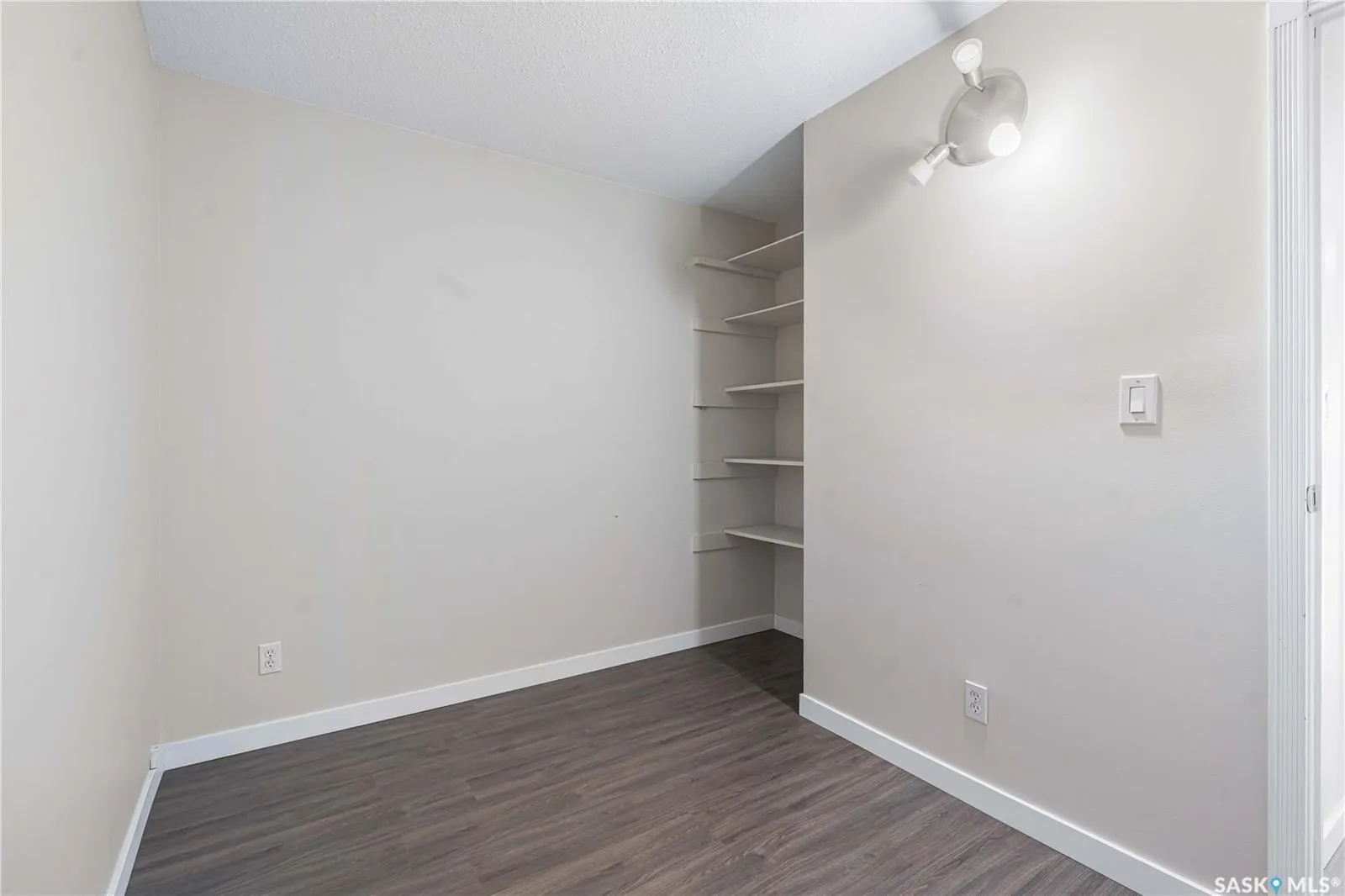 213 Main STREET, #102d