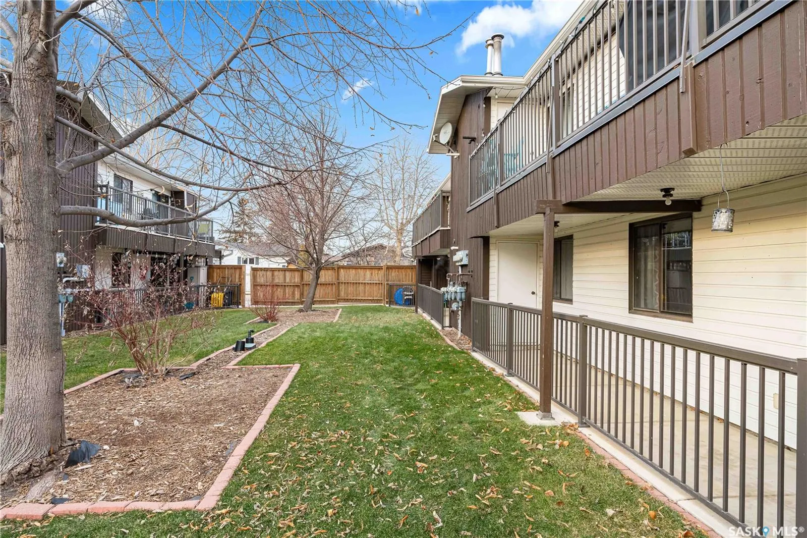 213 Main STREET, #102d