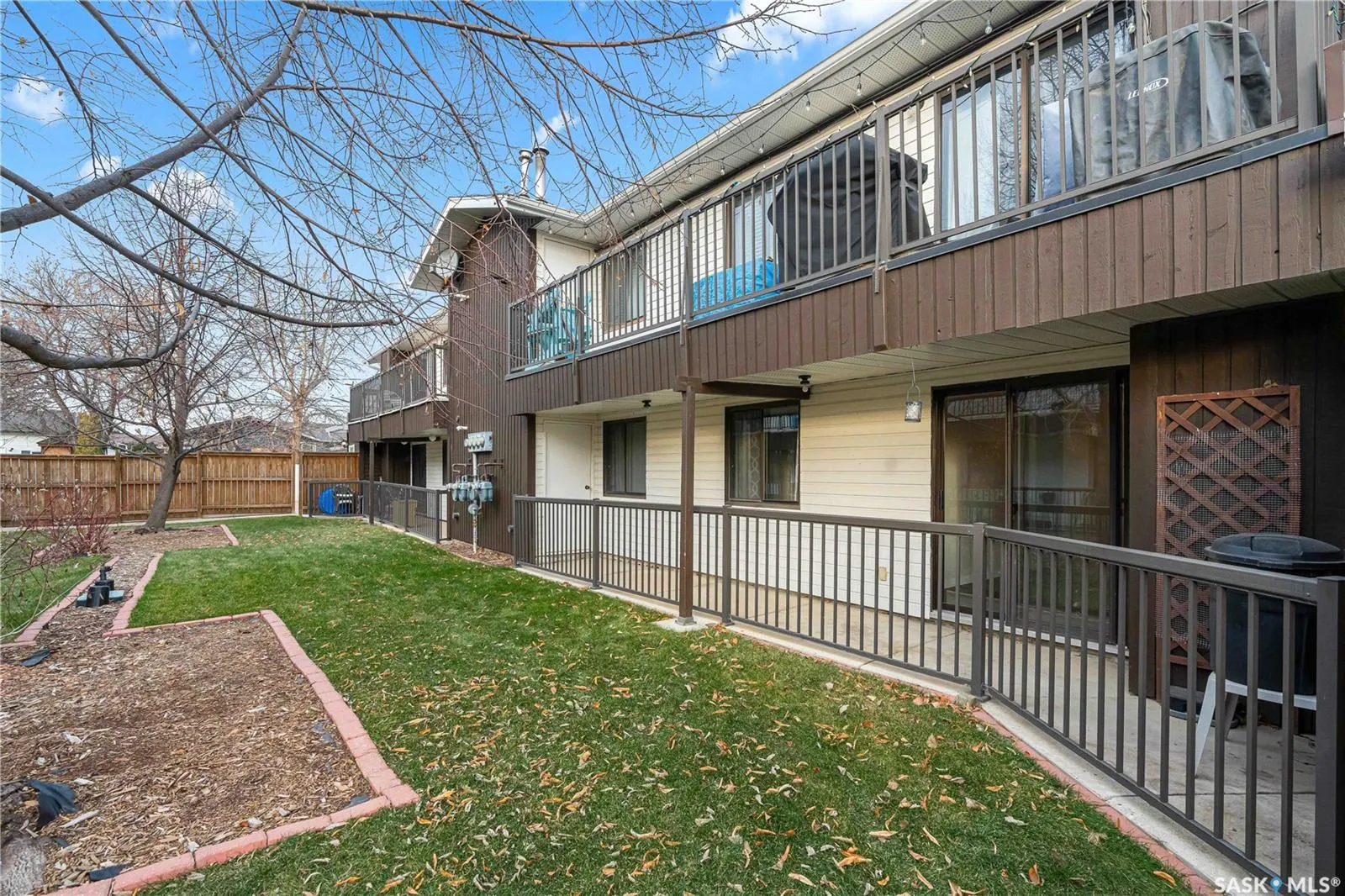 213 Main STREET, #102d