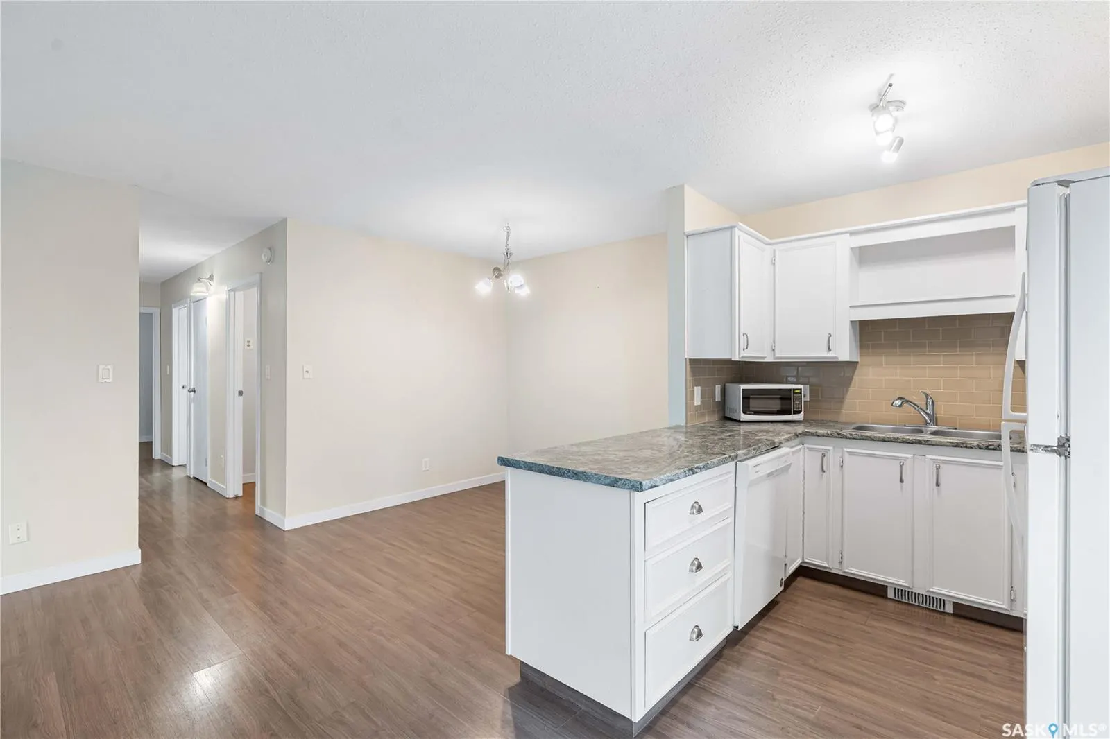 213 Main STREET, #102d