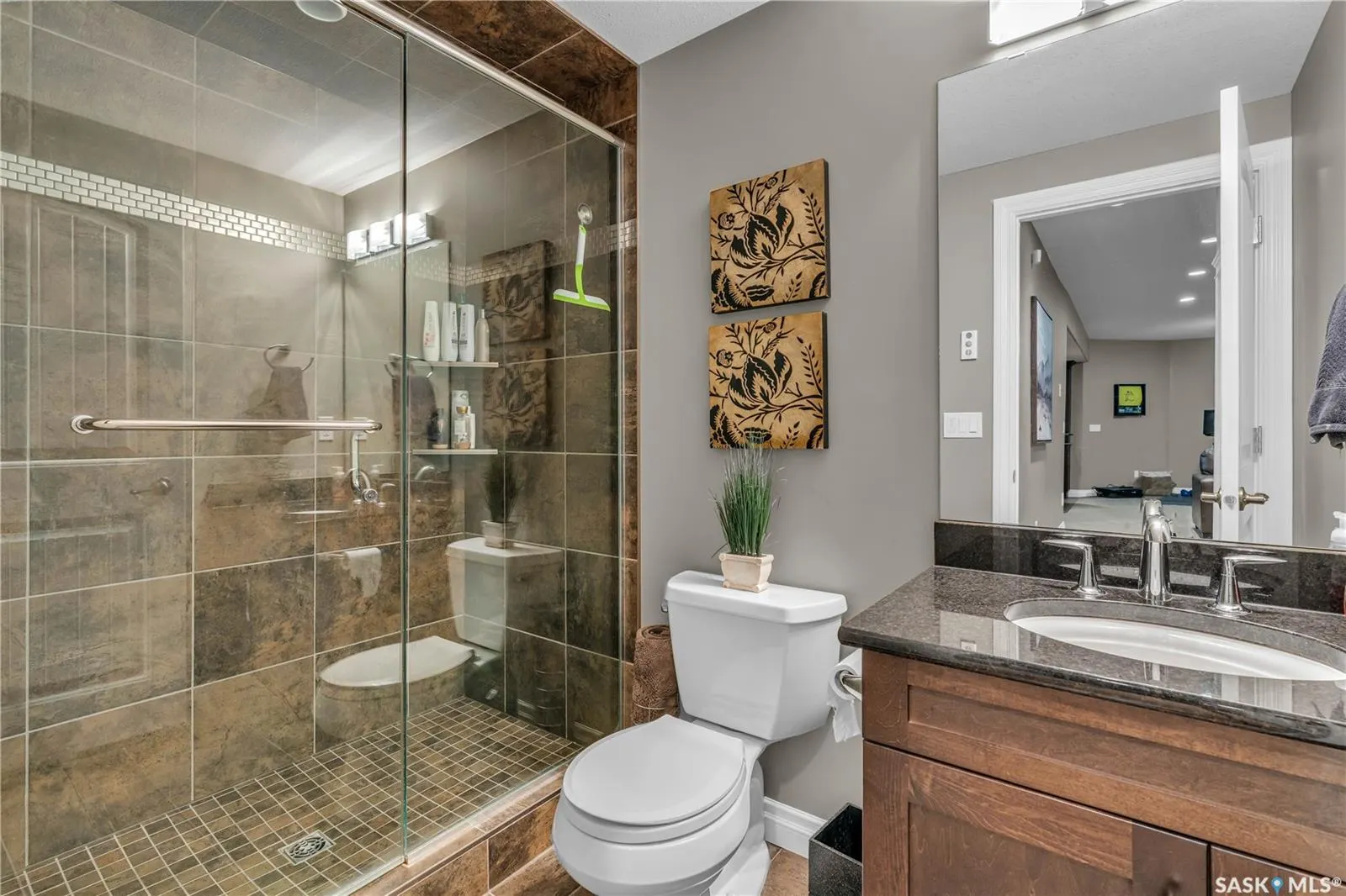 130 Skuce PLACE
