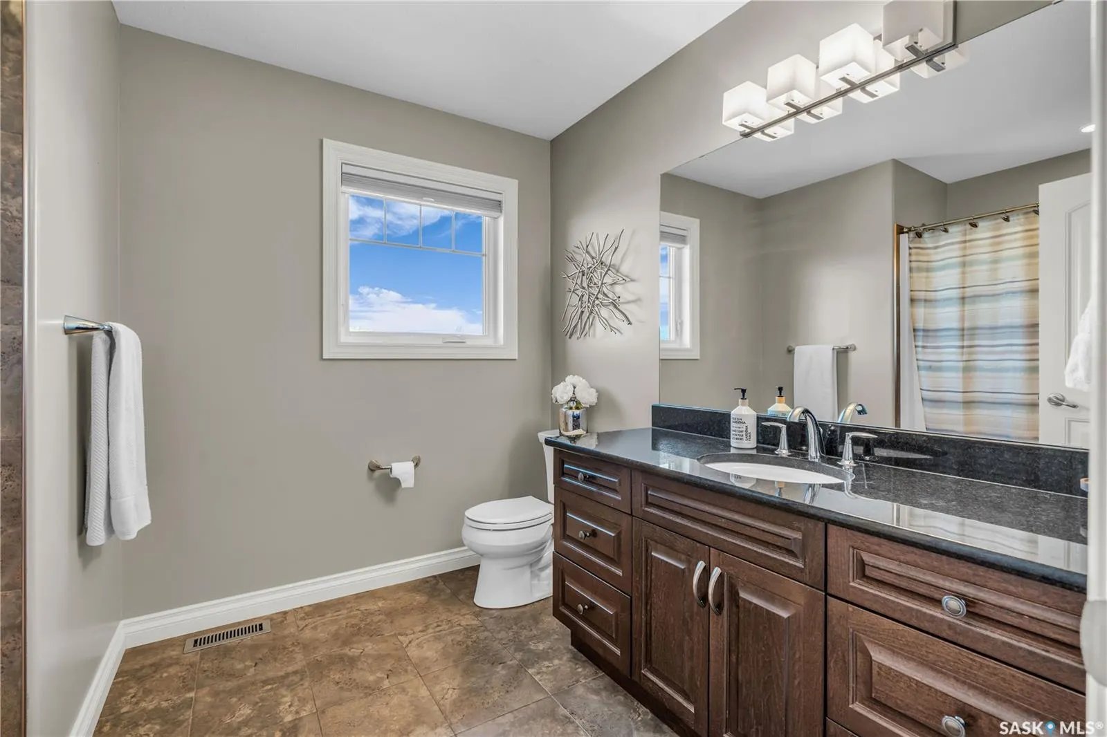 130 Skuce PLACE