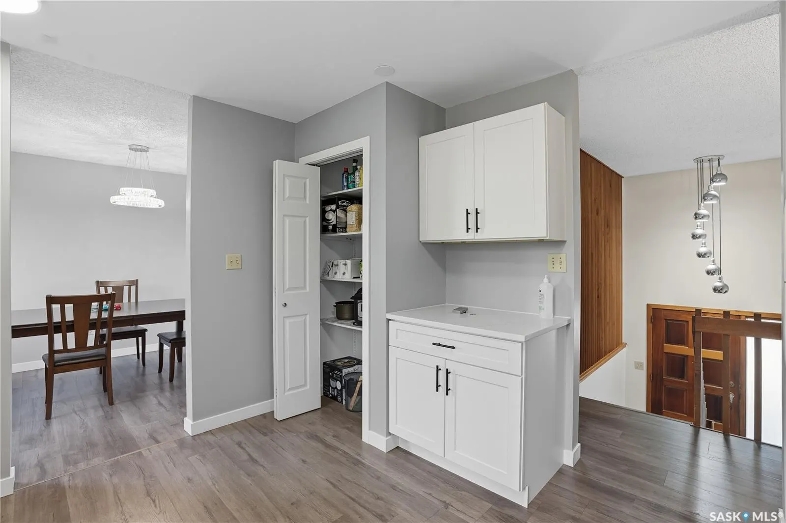 1215 Acadia DRIVE