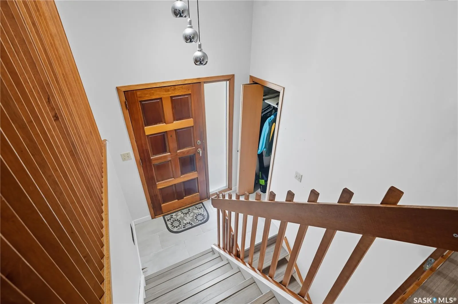 1215 Acadia DRIVE
