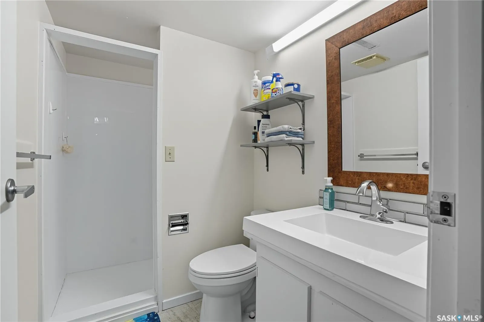 1215 Acadia DRIVE
