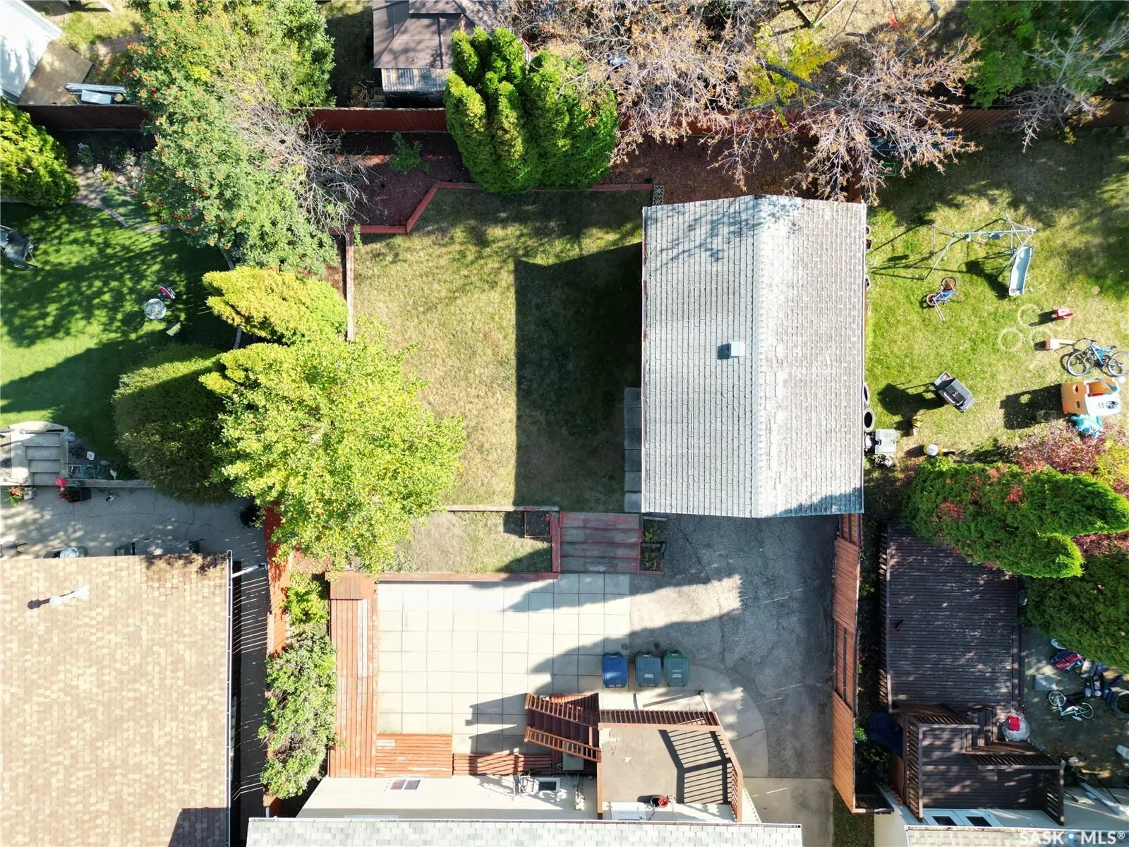1215 Acadia DRIVE