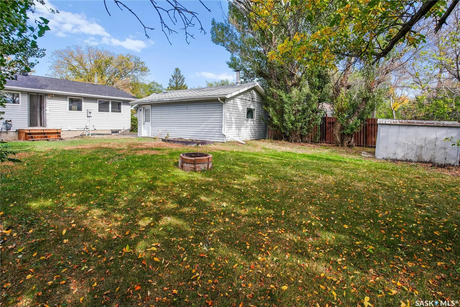 263 Logan CRESCENT