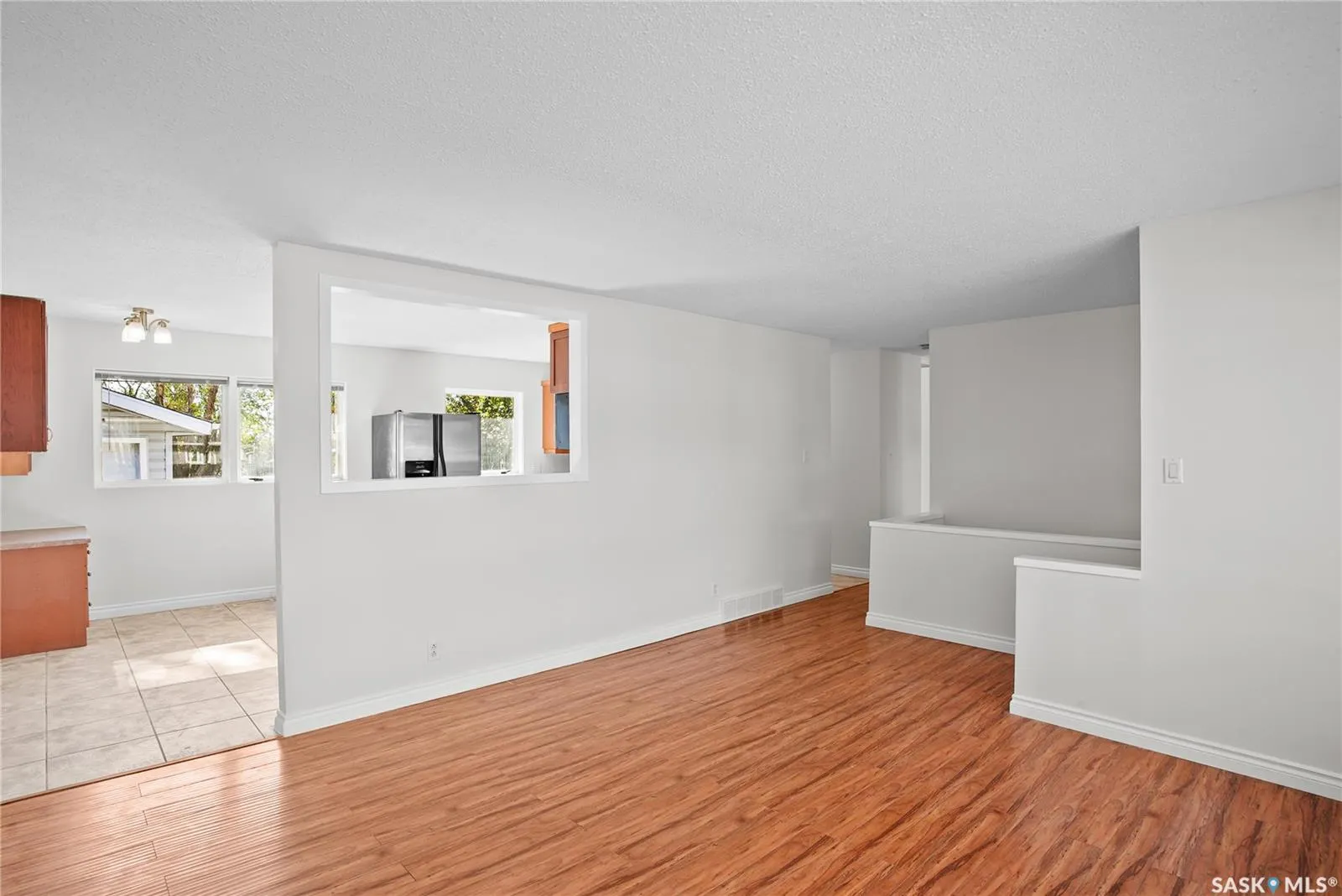 263 Logan CRESCENT