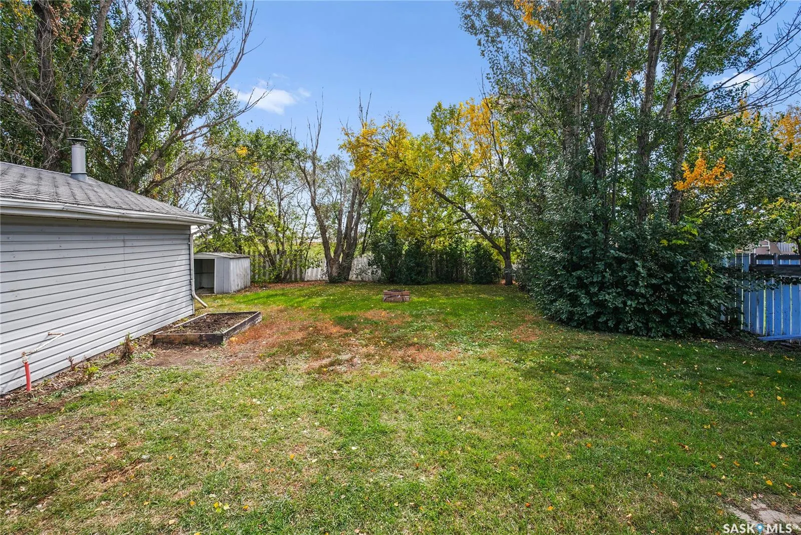 263 Logan CRESCENT