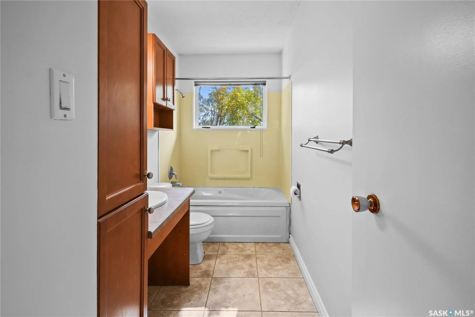 263 Logan CRESCENT