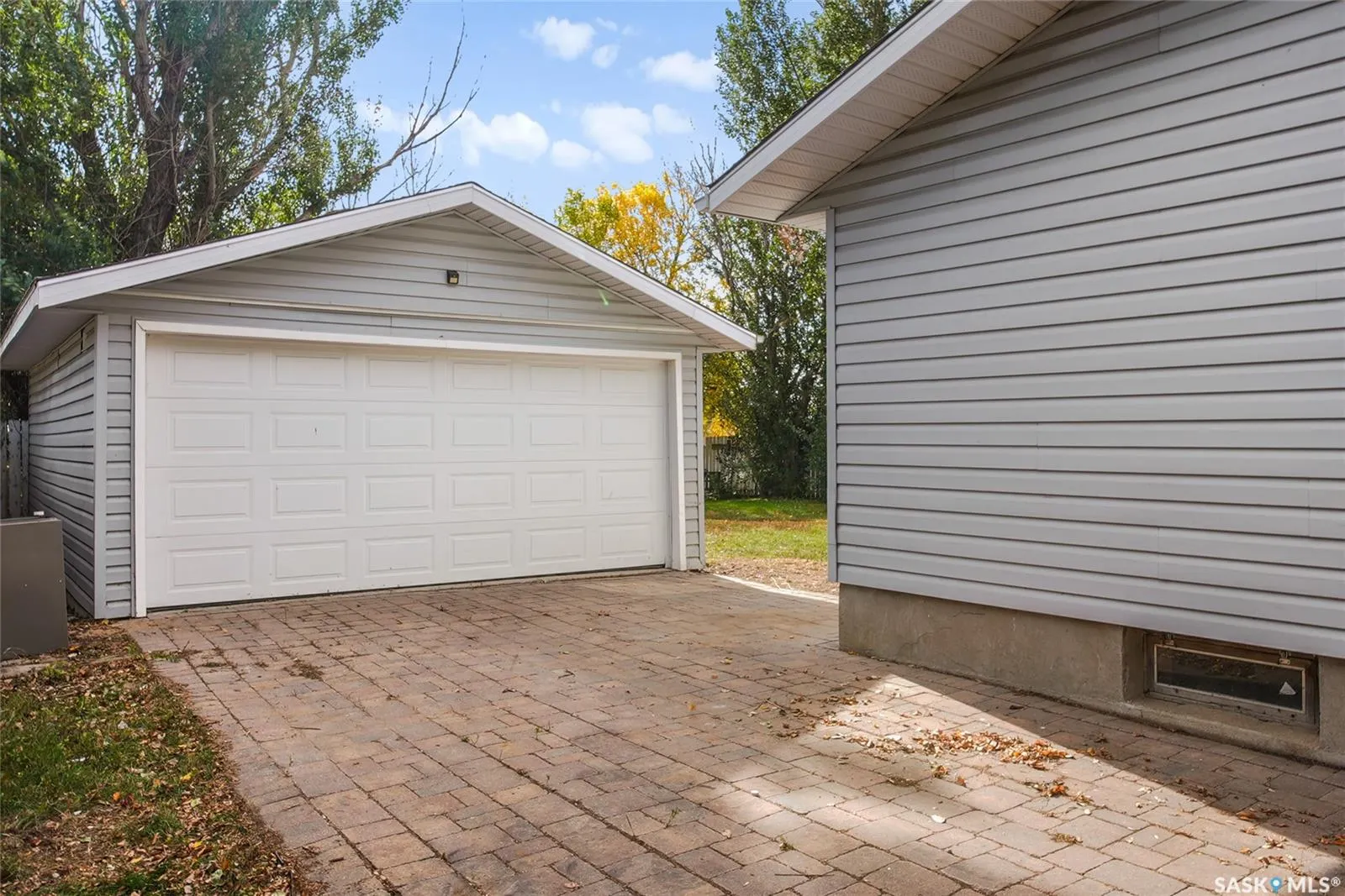263 Logan CRESCENT