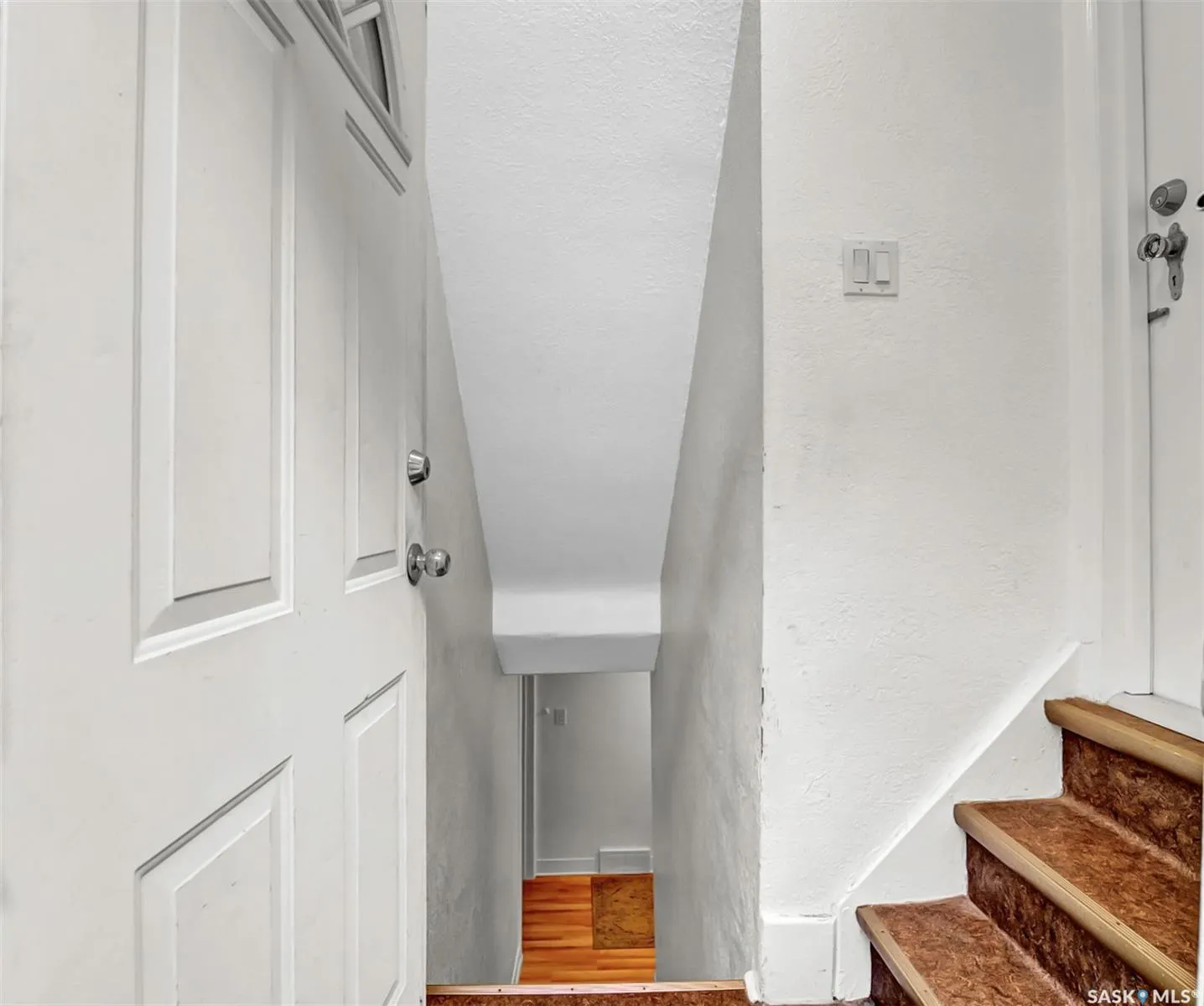 330 8th STREET