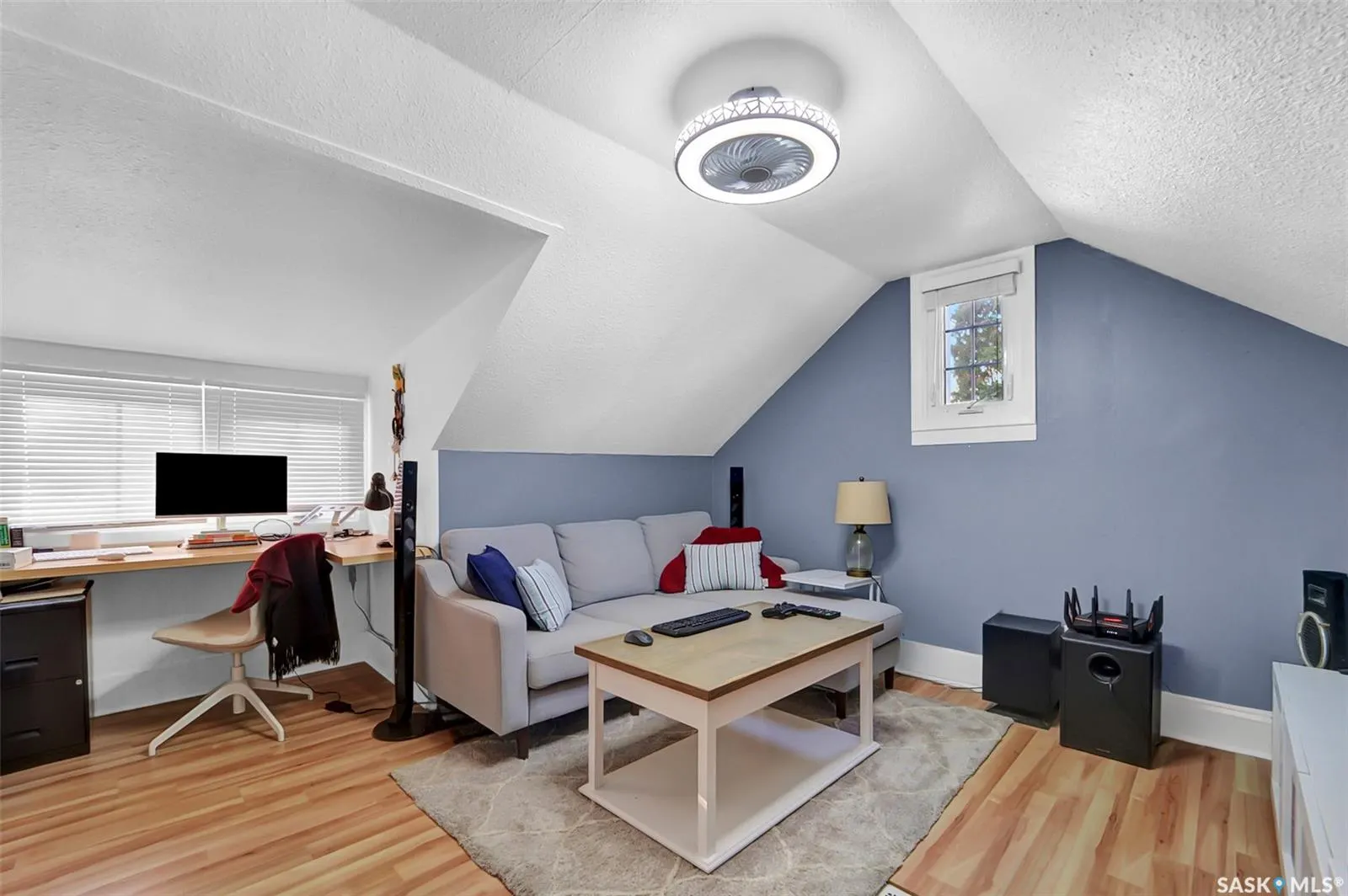 330 8th STREET