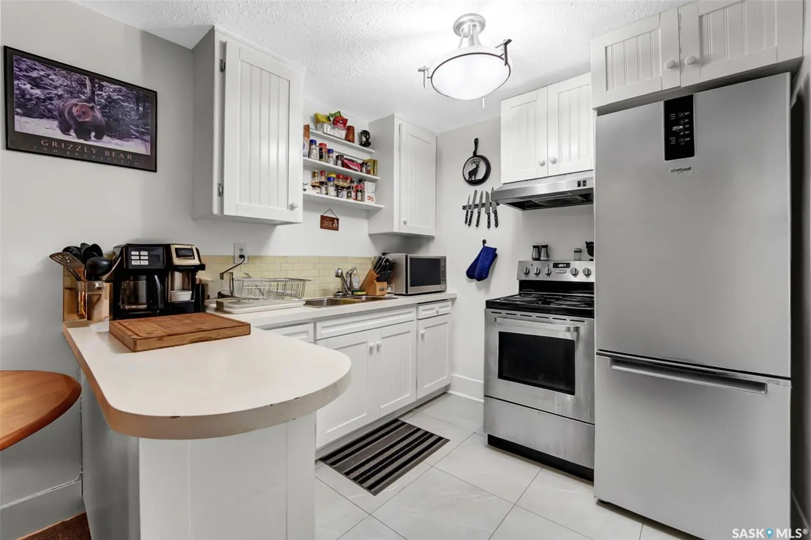 330 8th STREET