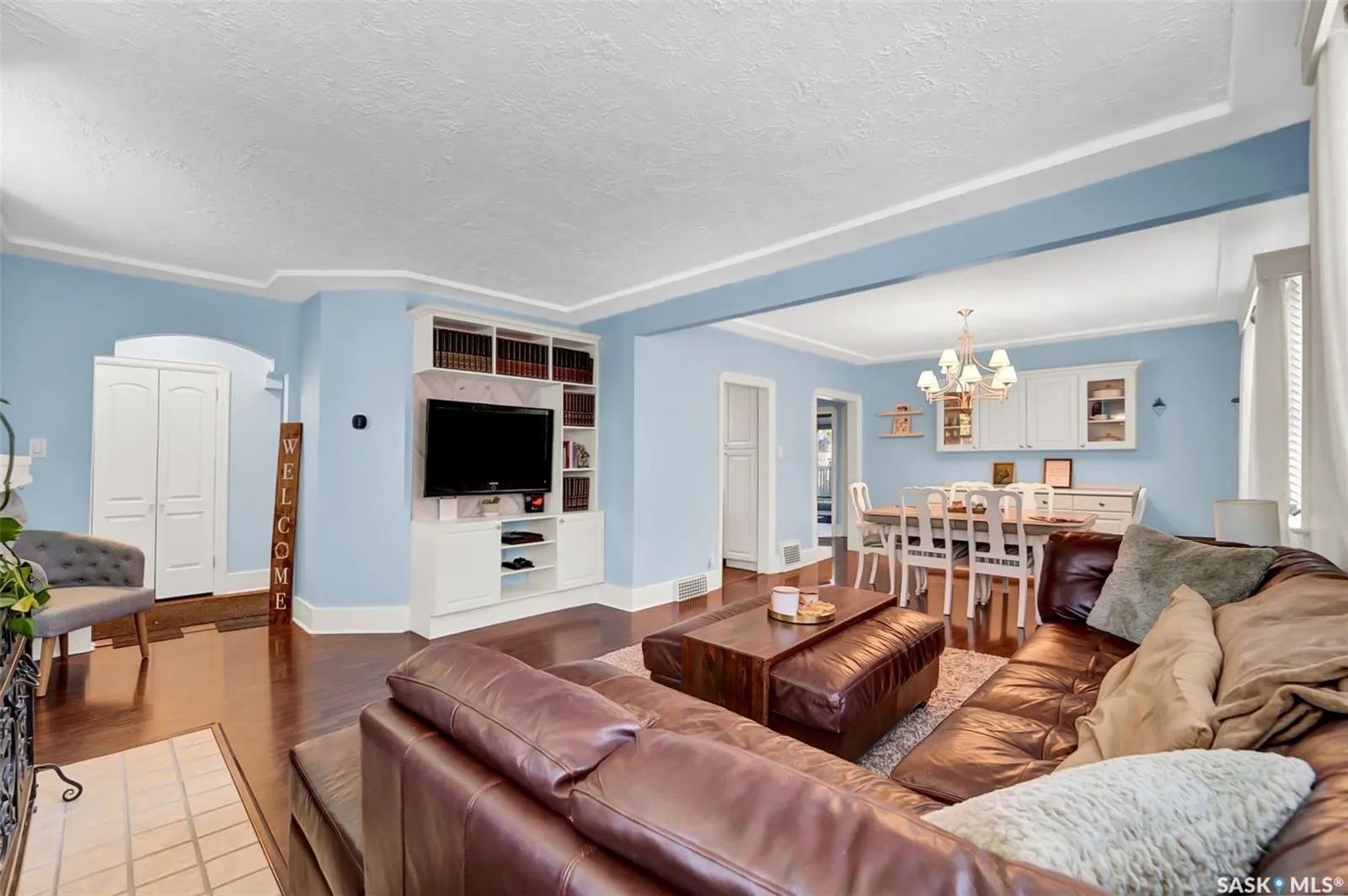 330 8th STREET