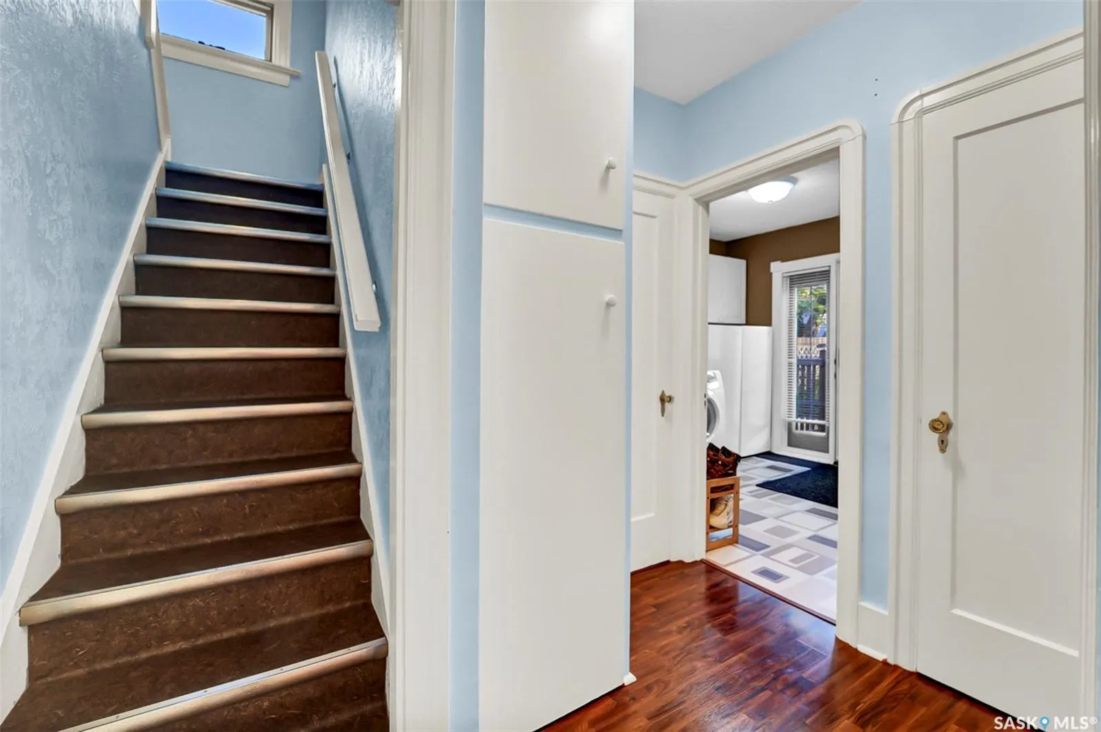 330 8th STREET