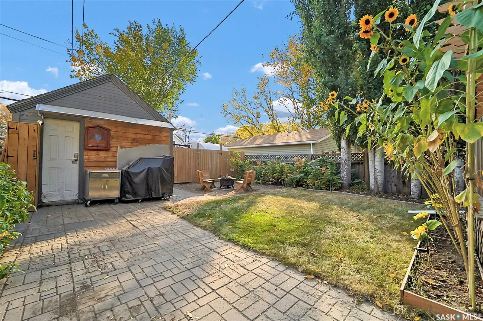 330 8th STREET