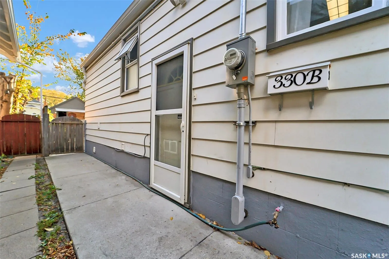330 8th STREET