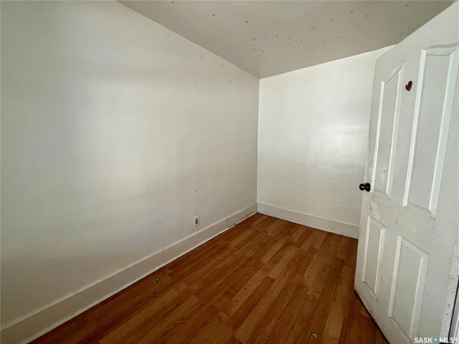 221 I AVENUE S