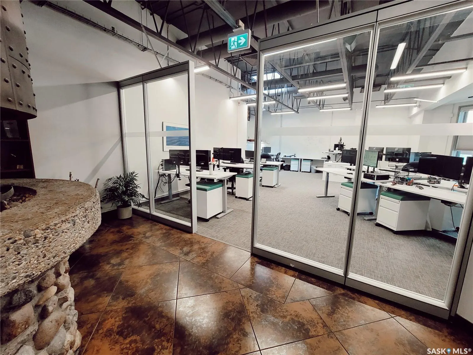 301 Ontario AVENUE, #TECH