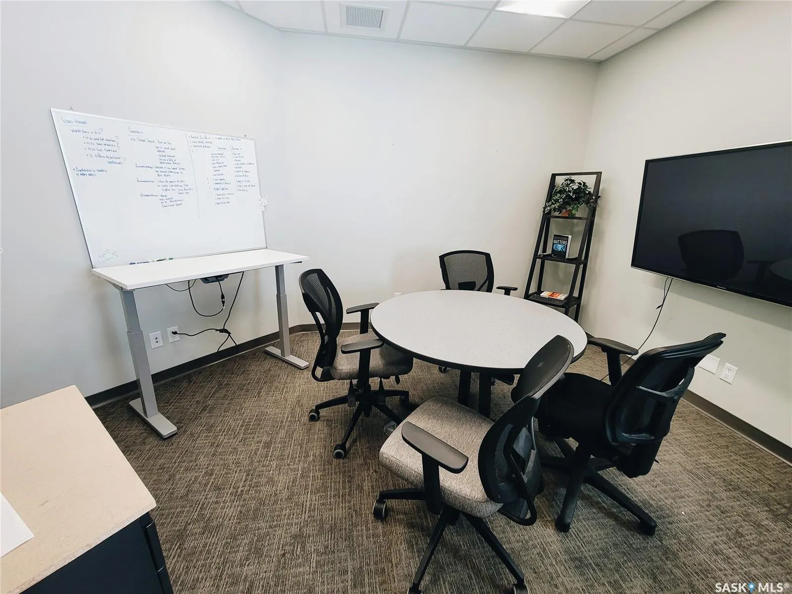 301 Ontario AVENUE, #TECH