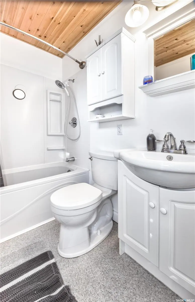 1377 Goshen PLACE