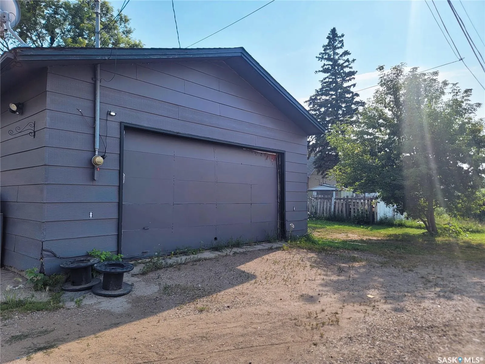 404 18th STREET W
