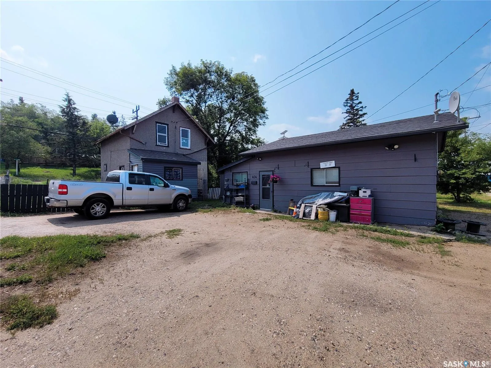 404 18th STREET W