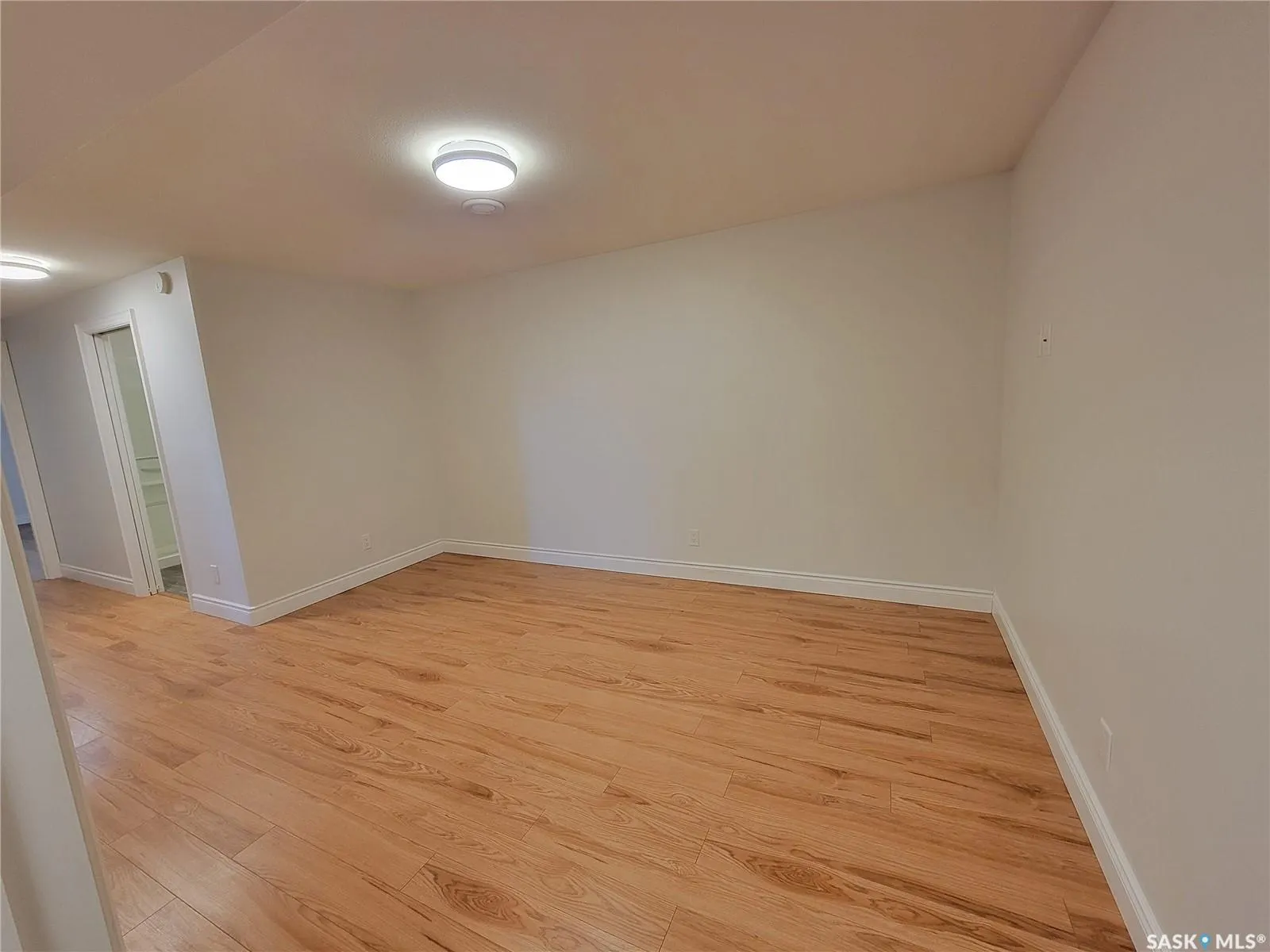 708 2nd STREET W