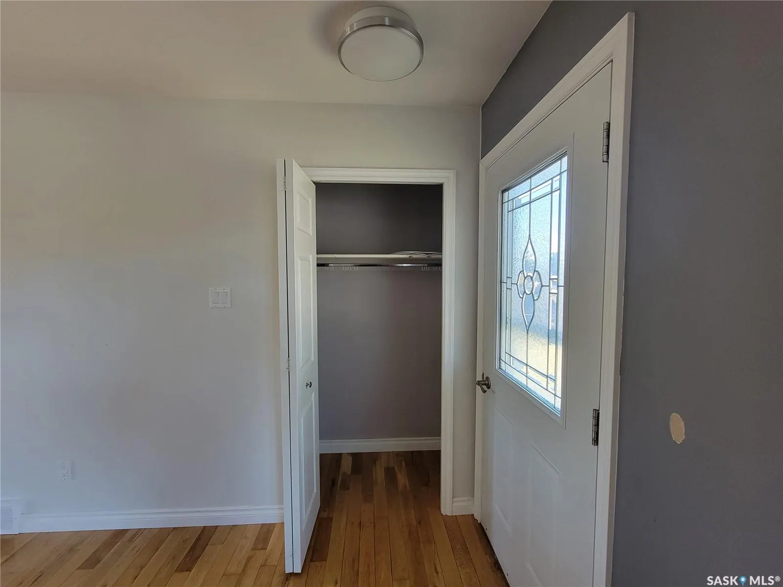 708 2nd STREET W