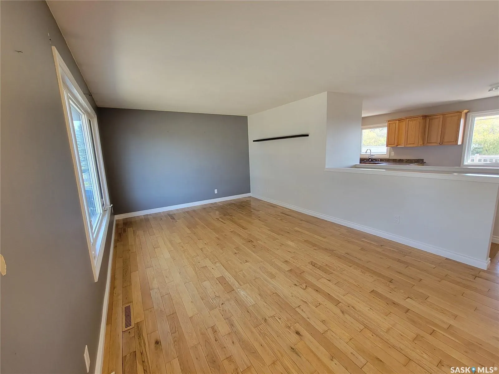 708 2nd STREET W